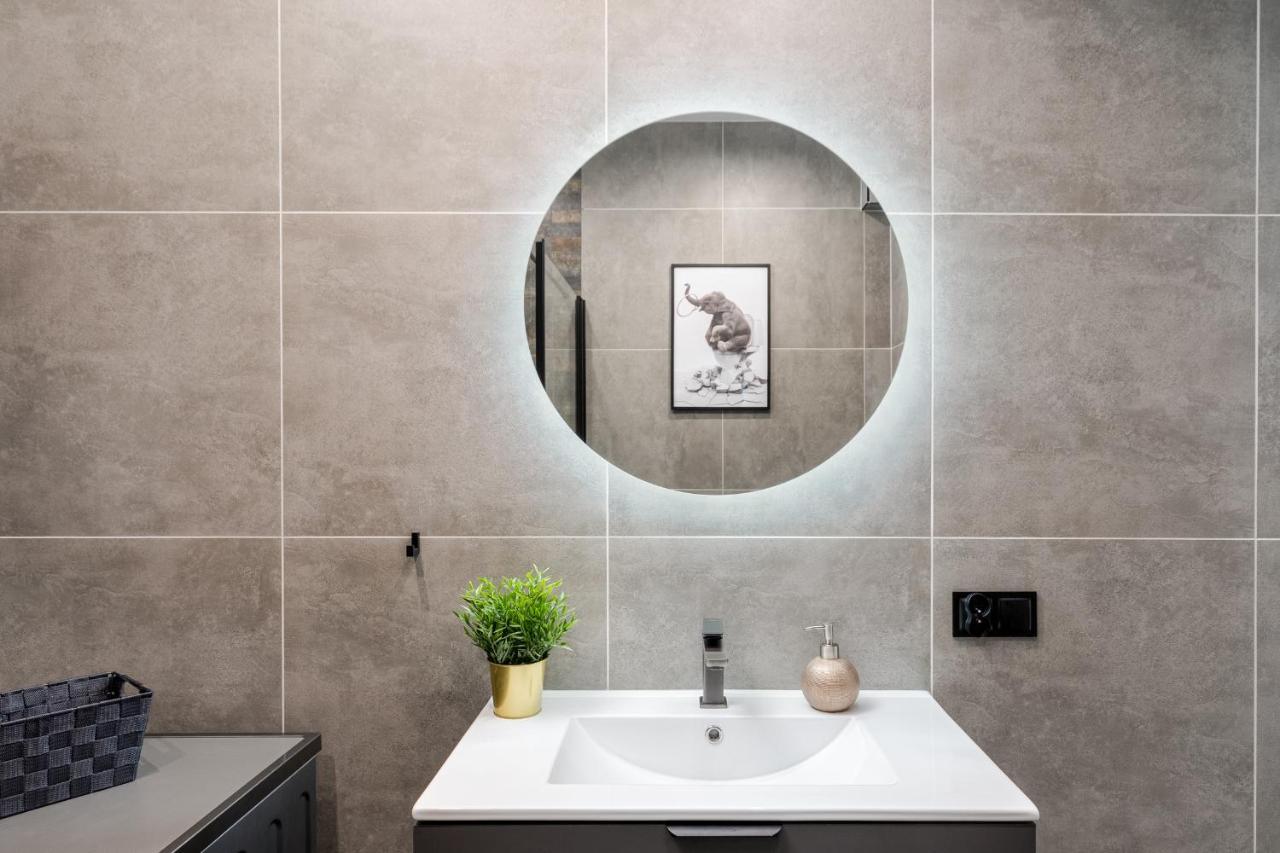 Apartment Basztowa By Vsi *